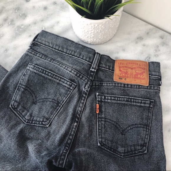 Grey Levi’s - Picture 8 of 8